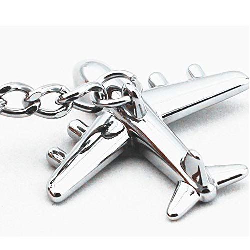 Schlüsselanhänger mit kleinem silbernen Flugzeug